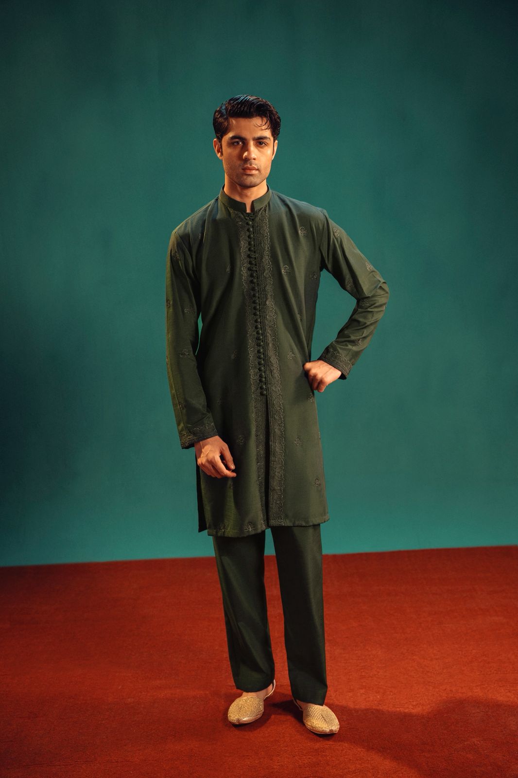 AR9044 - Ahmad Raza