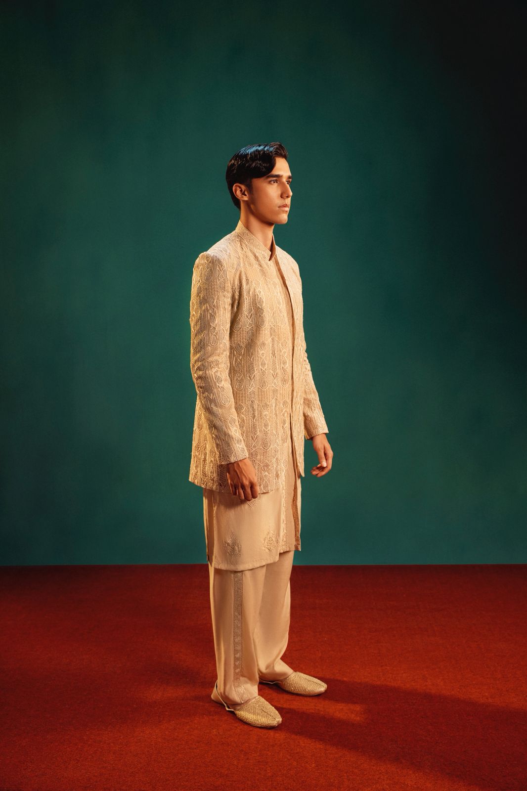 AR9046 - Ahmad Raza- clothing- Prince Suit