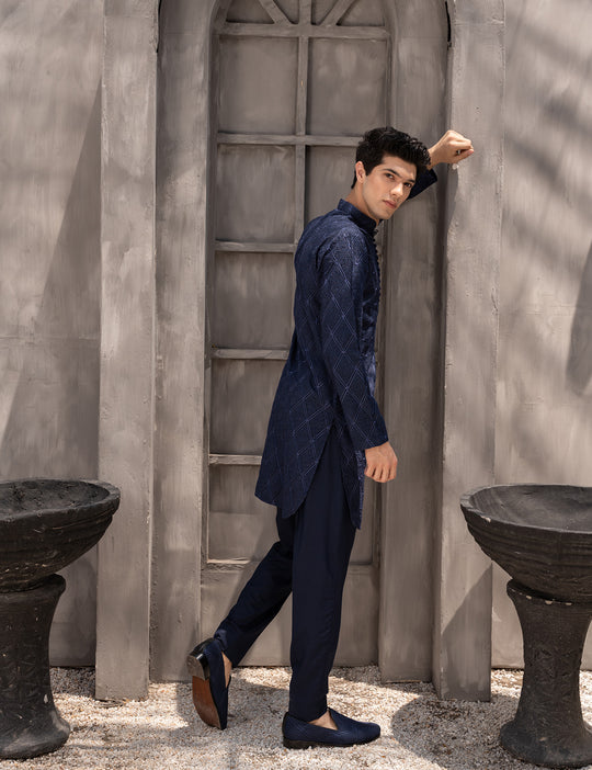 Royal Threads – Ahmad Raza