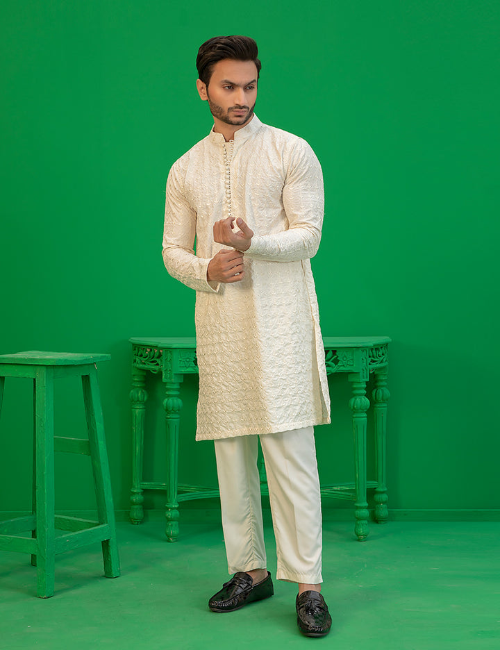 Royal Threads – Ahmad Raza